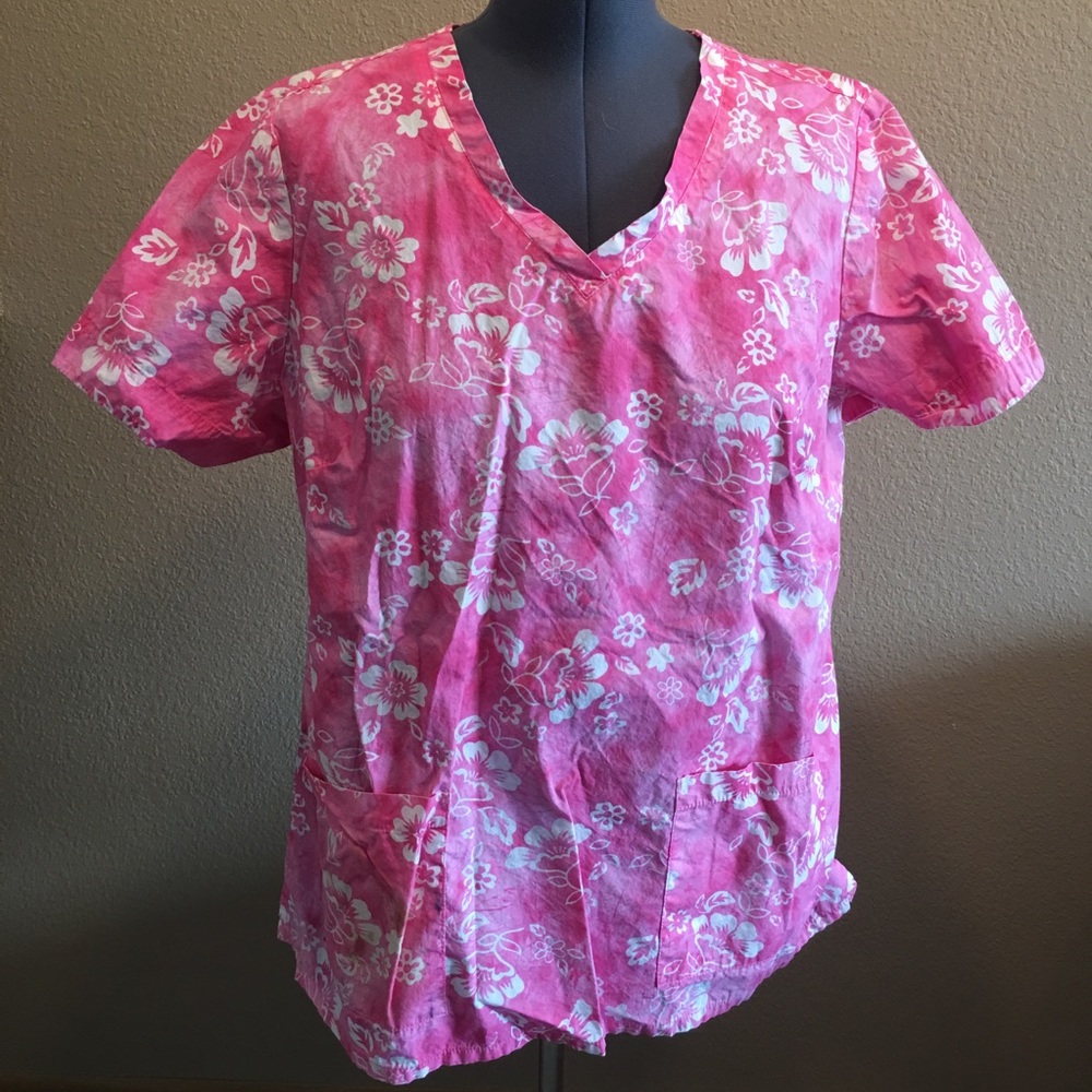 Scrub top